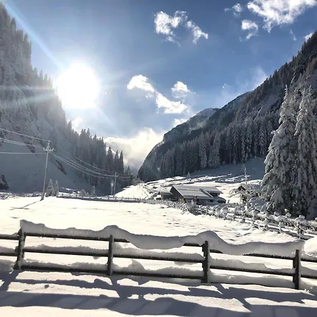 Dom wakacyjny Alpenhaus Lacknerbrunn Mayrhofen