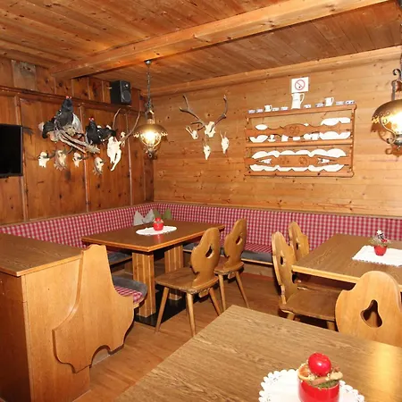 Alpenhaus Lacknerbrunn