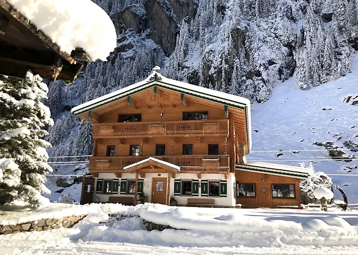 Alpenhaus Lacknerbrunn Tatil Evi Mayrhofen