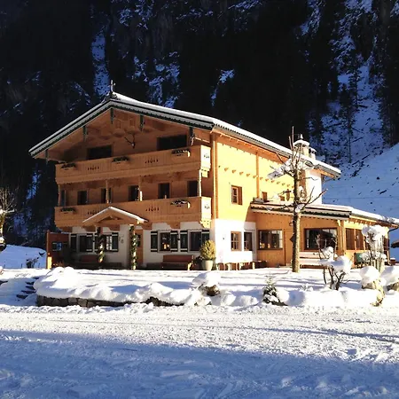 Alpenhaus Lacknerbrunn Casa de Férias