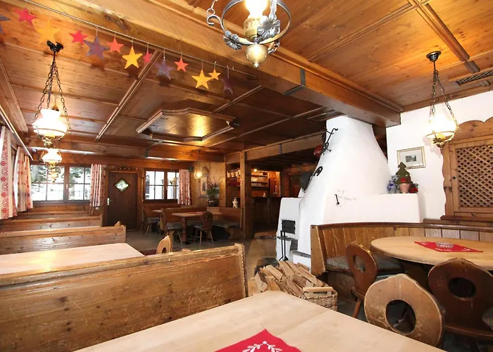 Alpenhaus Lacknerbrunn Casa vacanze *